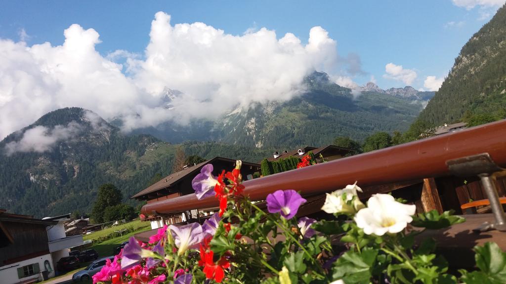 Haus Alpengruss Apartment Lofer Bagian luar foto